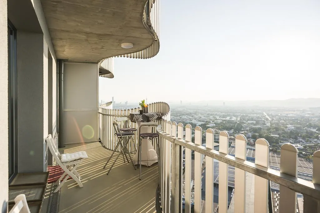 Sky View Apartment Vienna by ichbucheAT 0*,  Österreich