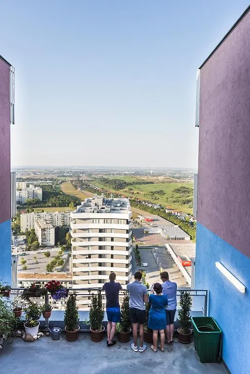 Sky View Apartment Vienna by ichbucheAT